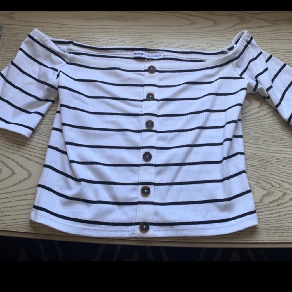 Size Small EXPRESS Top